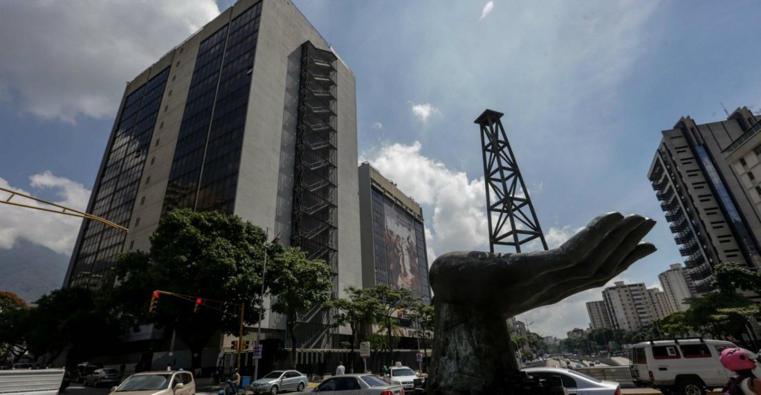 Venezuela eleva producción de petróleo, pero sigue lejos de la meta