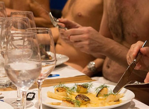 Onaturel restaurante nudista