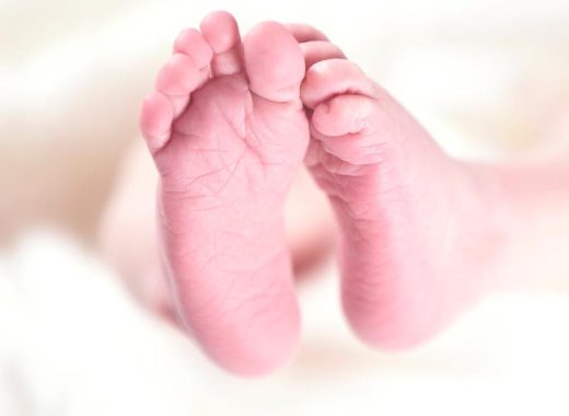 bebé coronavirus se transmite por la placenta