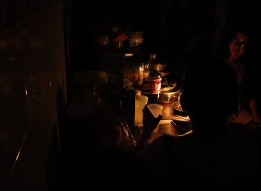 Expertos como Víctor Poleo creen posible un gran apagón nacional