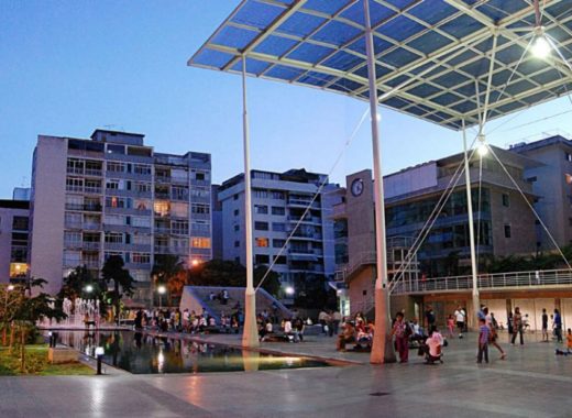 Los Palos Grandes -Detienen a 18 personas en una fiesta por incumplir cuarentena en Caracas