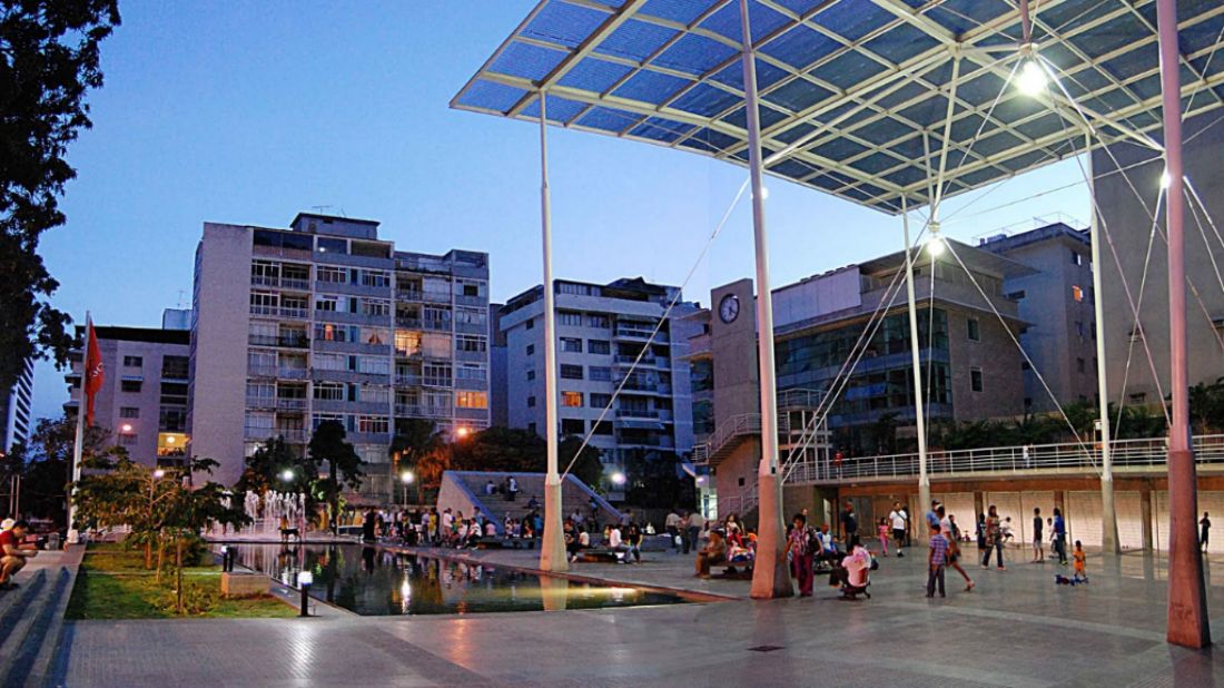 Los Palos Grandes -Detienen a 18 personas en una fiesta por incumplir cuarentena en Caracas