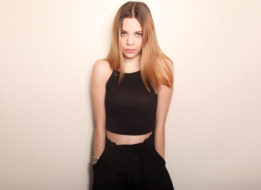 Shakti Maal, actriz en Jezabel