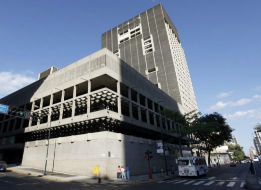 BCV asfixia a la banca con encaje legal