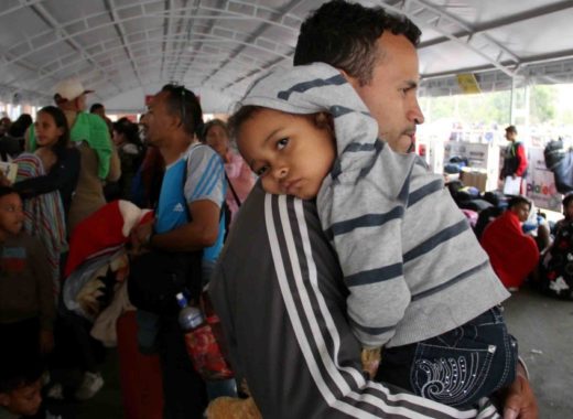 Bolivia ayudará a los niños venezolanos con familiares en el país