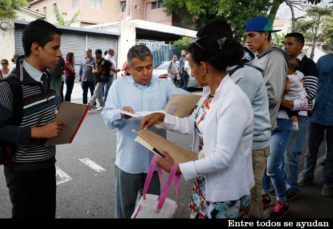 consuladoperufoto2