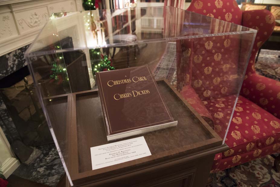 The White House Previews Its Holiday Decorations