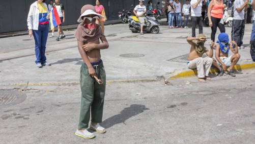 010517 Marcha opositora Andrea Hernandez