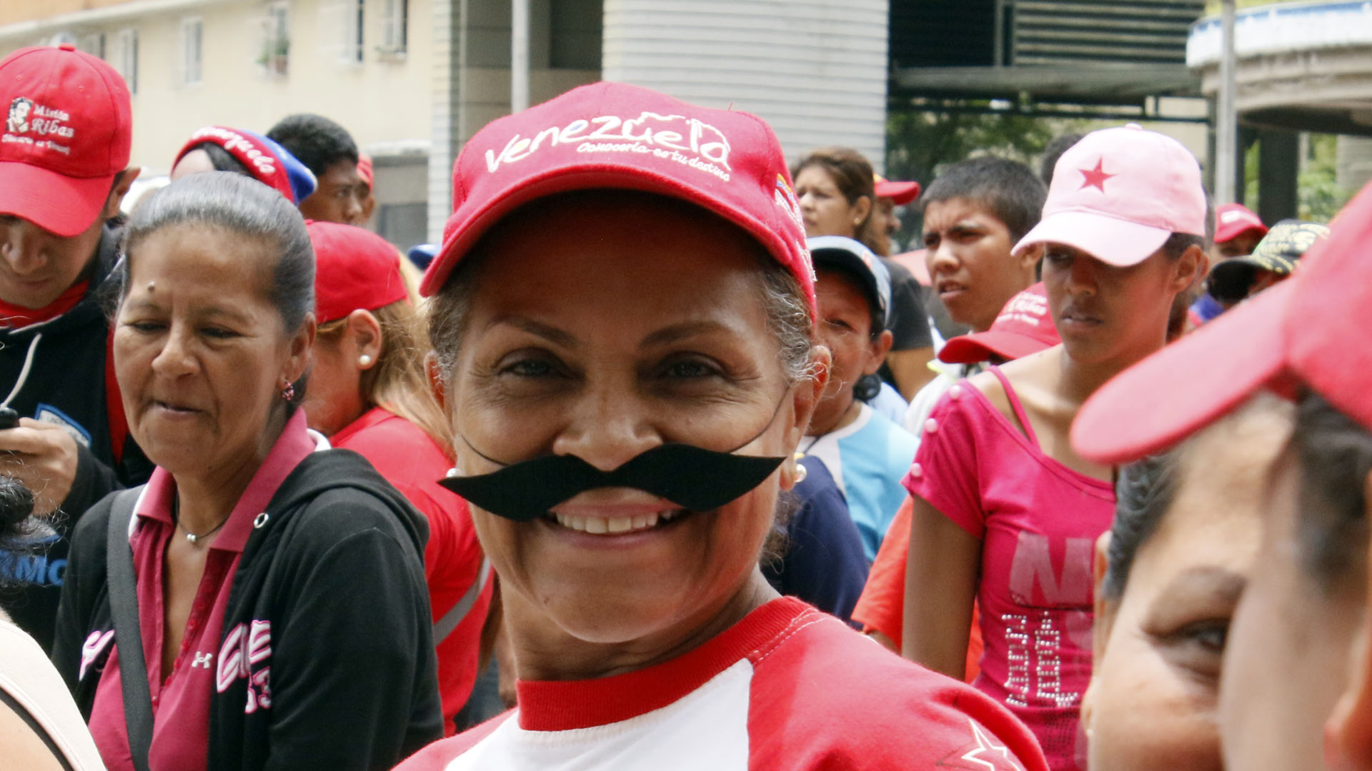 010517 Marcha Chavista Shakira di Marzo
