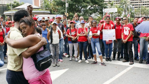010517 Marcha Chavista Shakira di Marzo