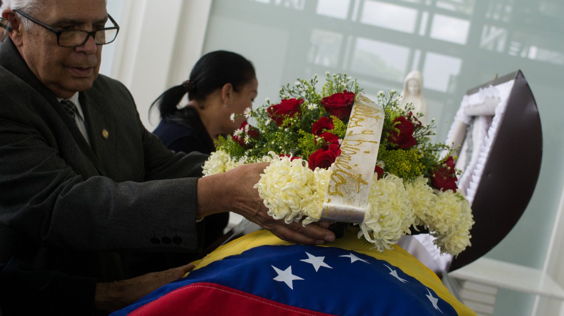 220617. Velorio Pompeyo Marquez FOTO/Gustavo Vera/El Estímulo