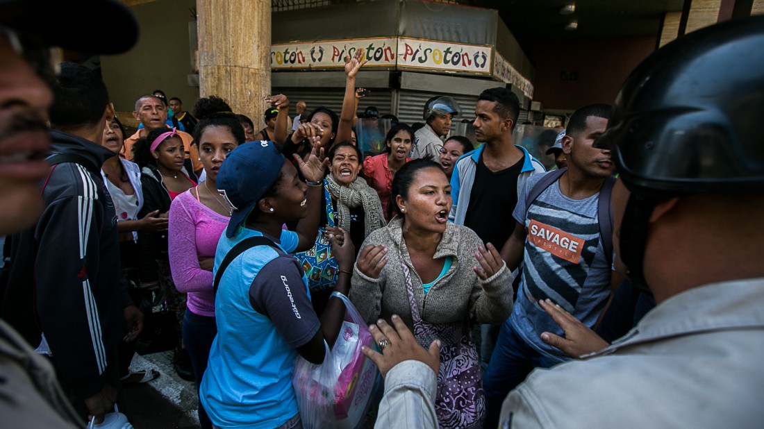 PORTADA PLAZA CARACAS27022016-_MG_6528