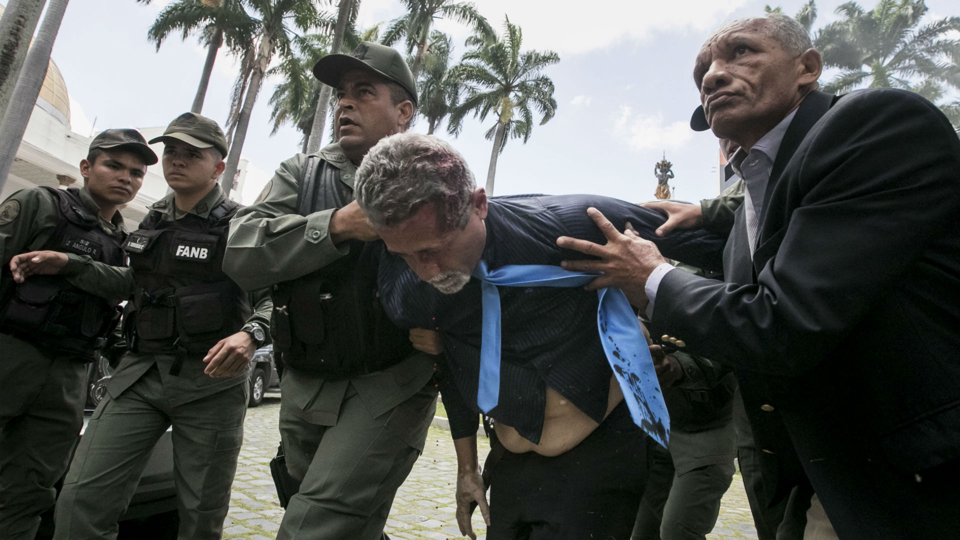ASALTO A LA AN 4