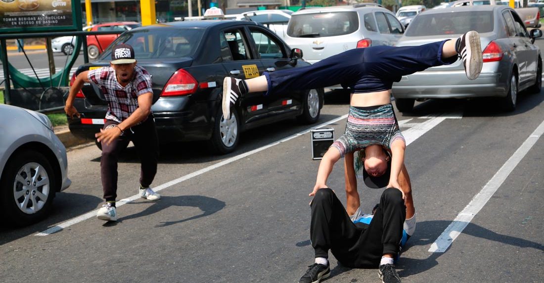 Desempleo, informalidad, trabajos temporales golpean peor a migrantes