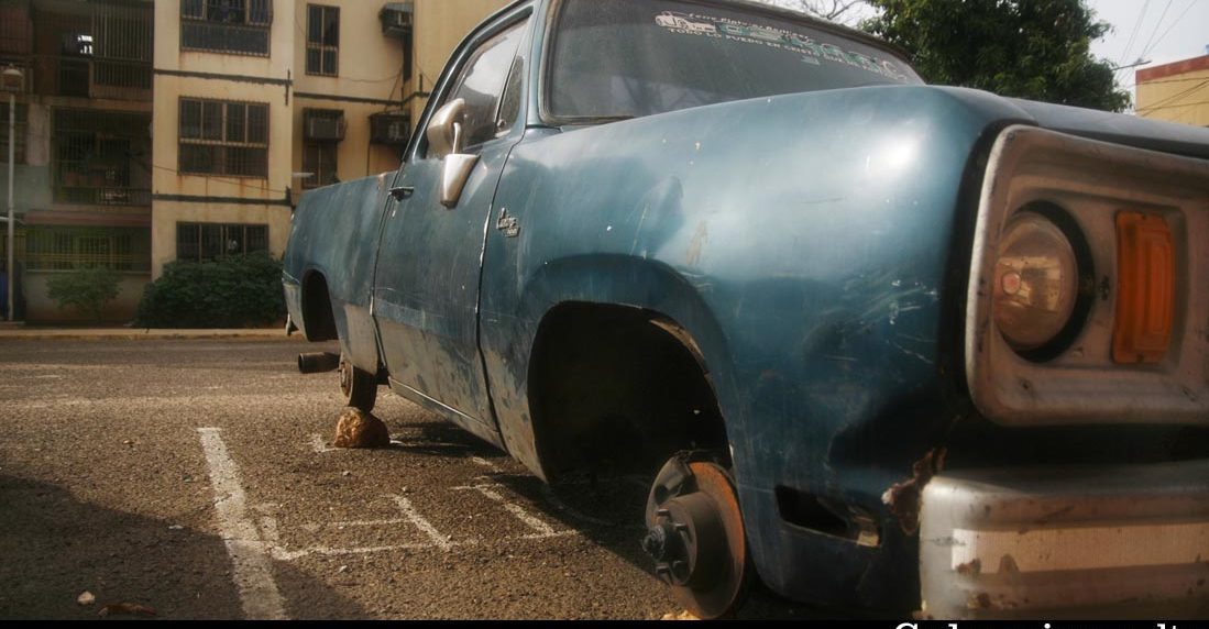 Carros abandonados