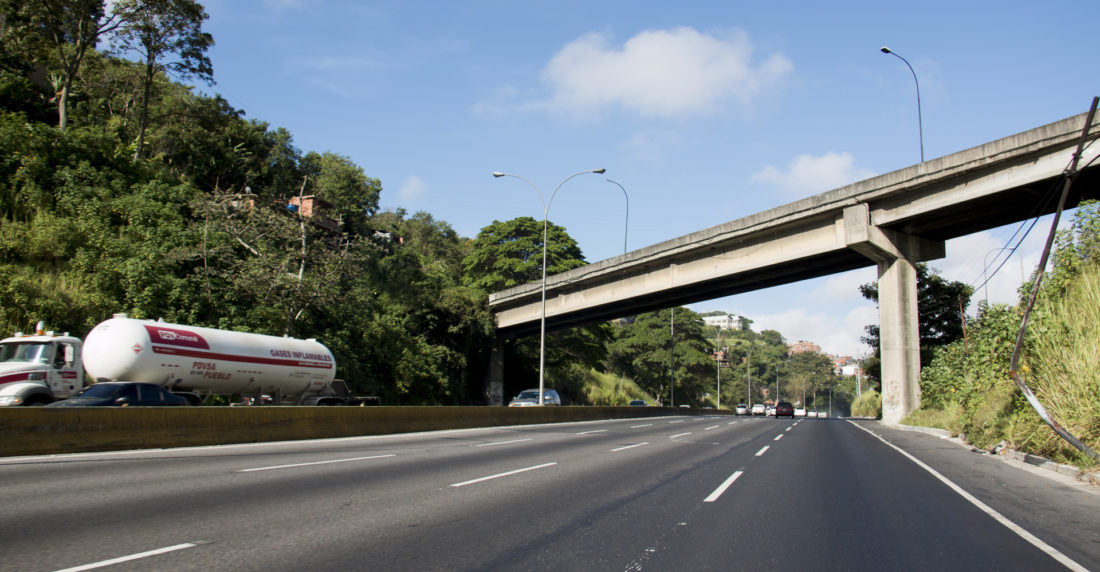 cuarentena radicalizada acceso a caracas