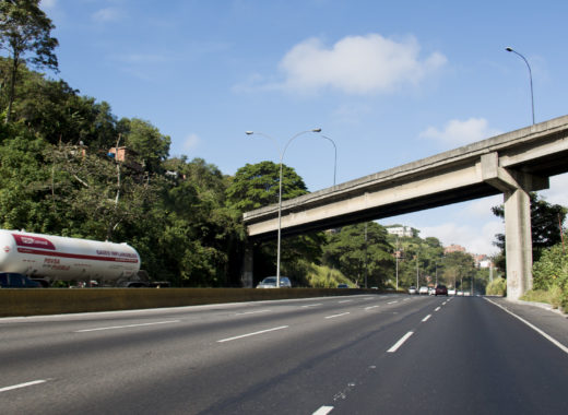 cuarentena radicalizada acceso a caracas