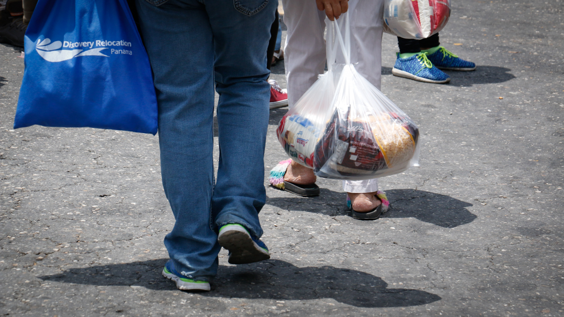 EE-Cola-bicentenario-plaza-venezuela-09.05.18-DanielH-6