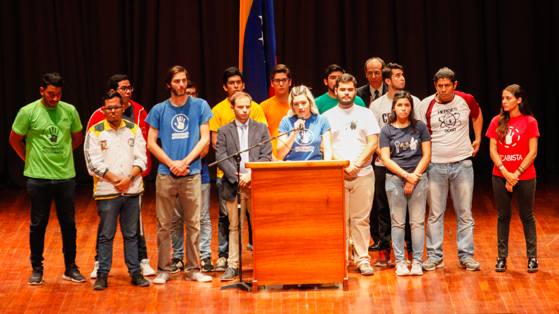 EE-TODOS-CON-LA-UCV-DANIELH-39