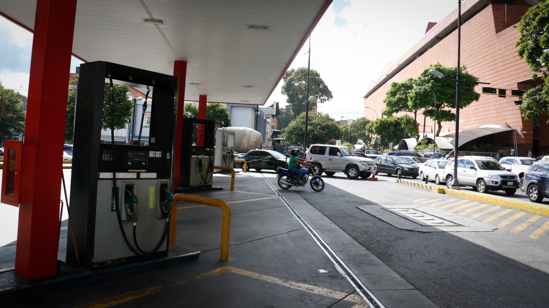 EE-bombas-gasolina-DANIELH-10