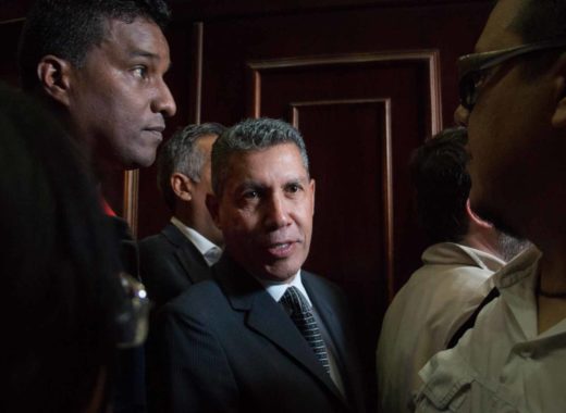 Oposición con posición