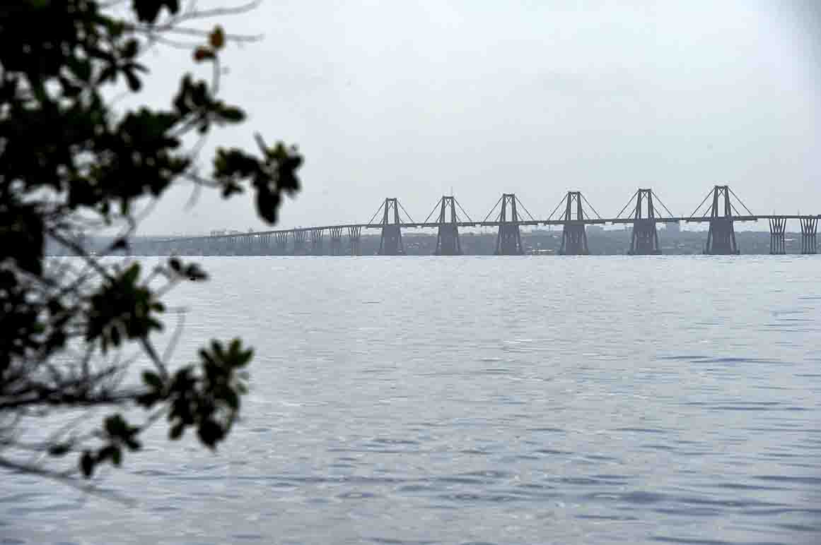 DOUNIAMAG-VENEZUELA-CRISIS-POLLUTION-MARACAIBO LAKE