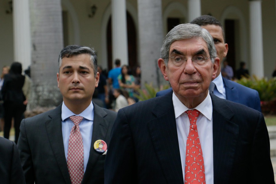 ÓscarArias