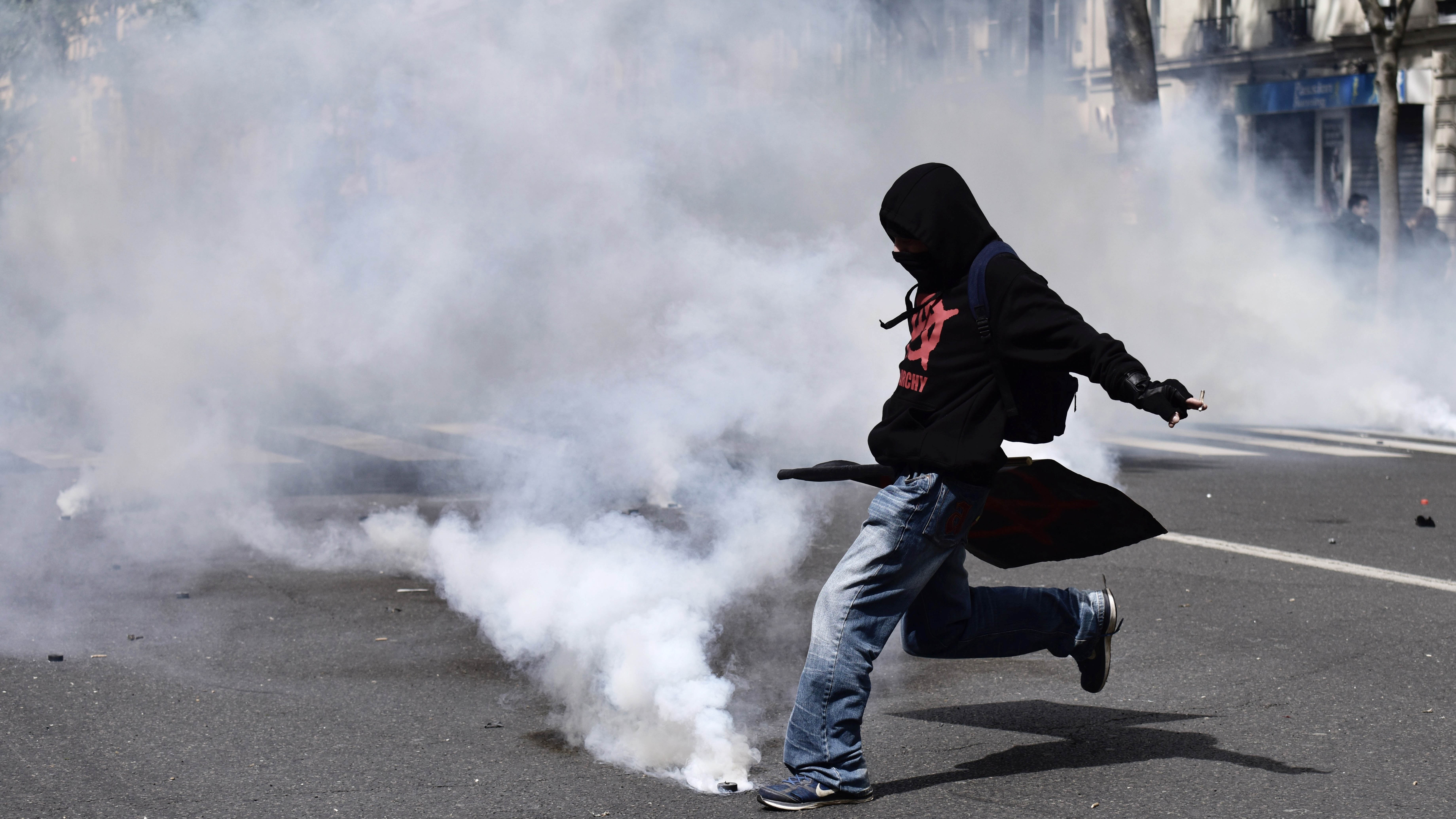 FRANCE-LABOUR-MAYDAY-DEMO