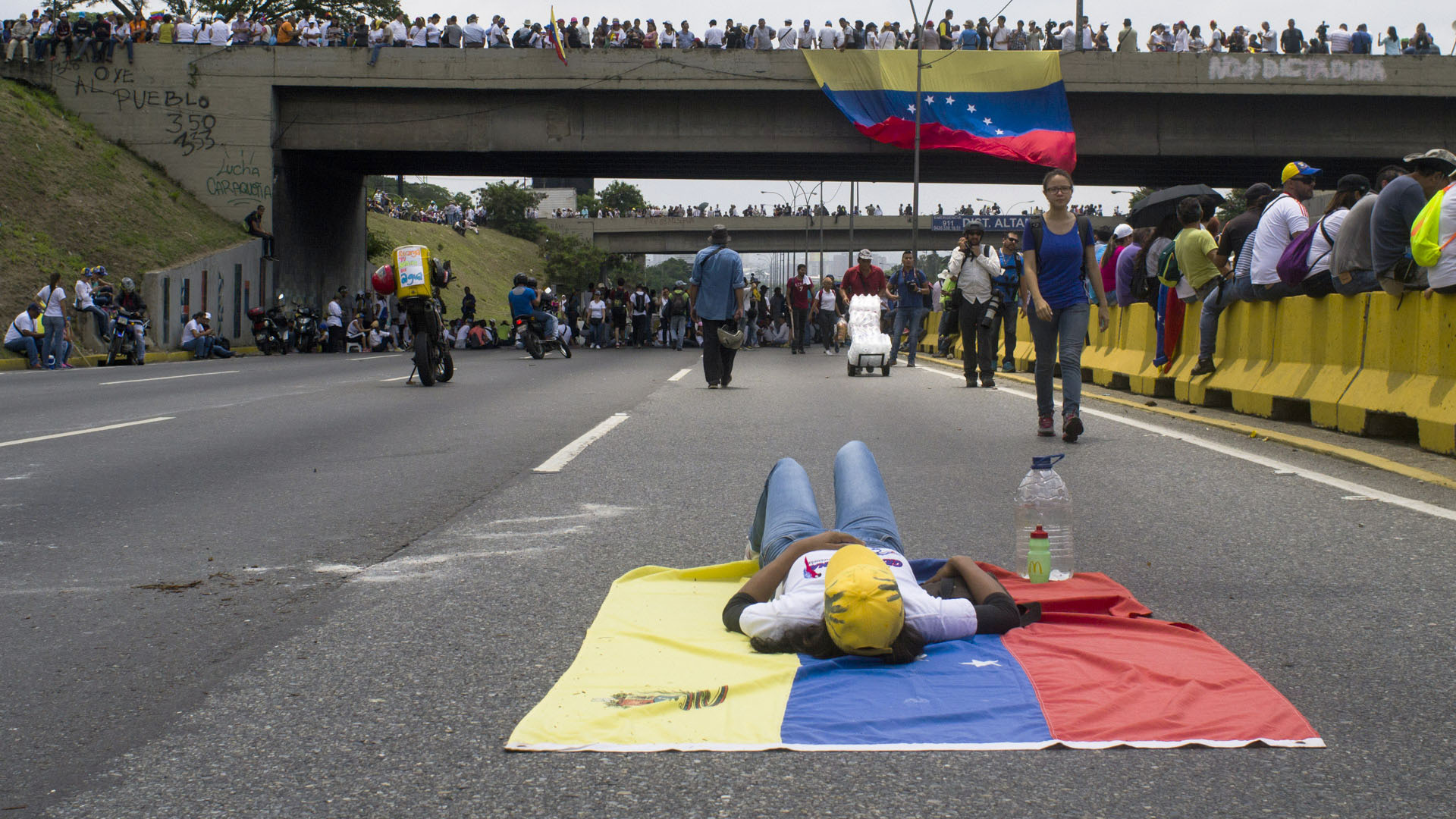 Planton Gustavo Vera