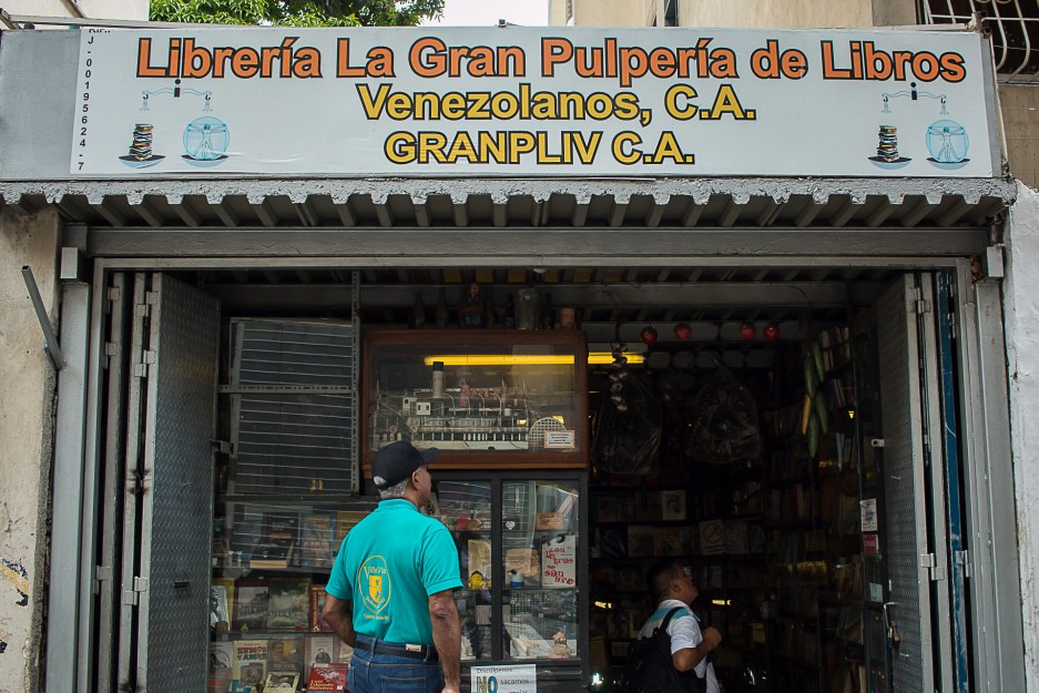 Pulperia del libro , Chacaíto - Libros, librería, literatura | Fabiola Ferrero - Ee