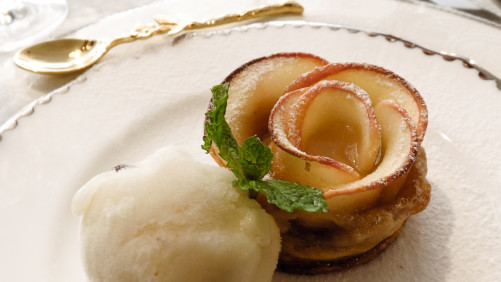 Tarte Tatin. Richmond Restaurante. Víctor Guillén