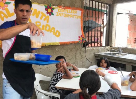 trabajadores humanitarios