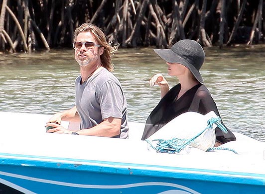 brad-and-angelina-_1496072a