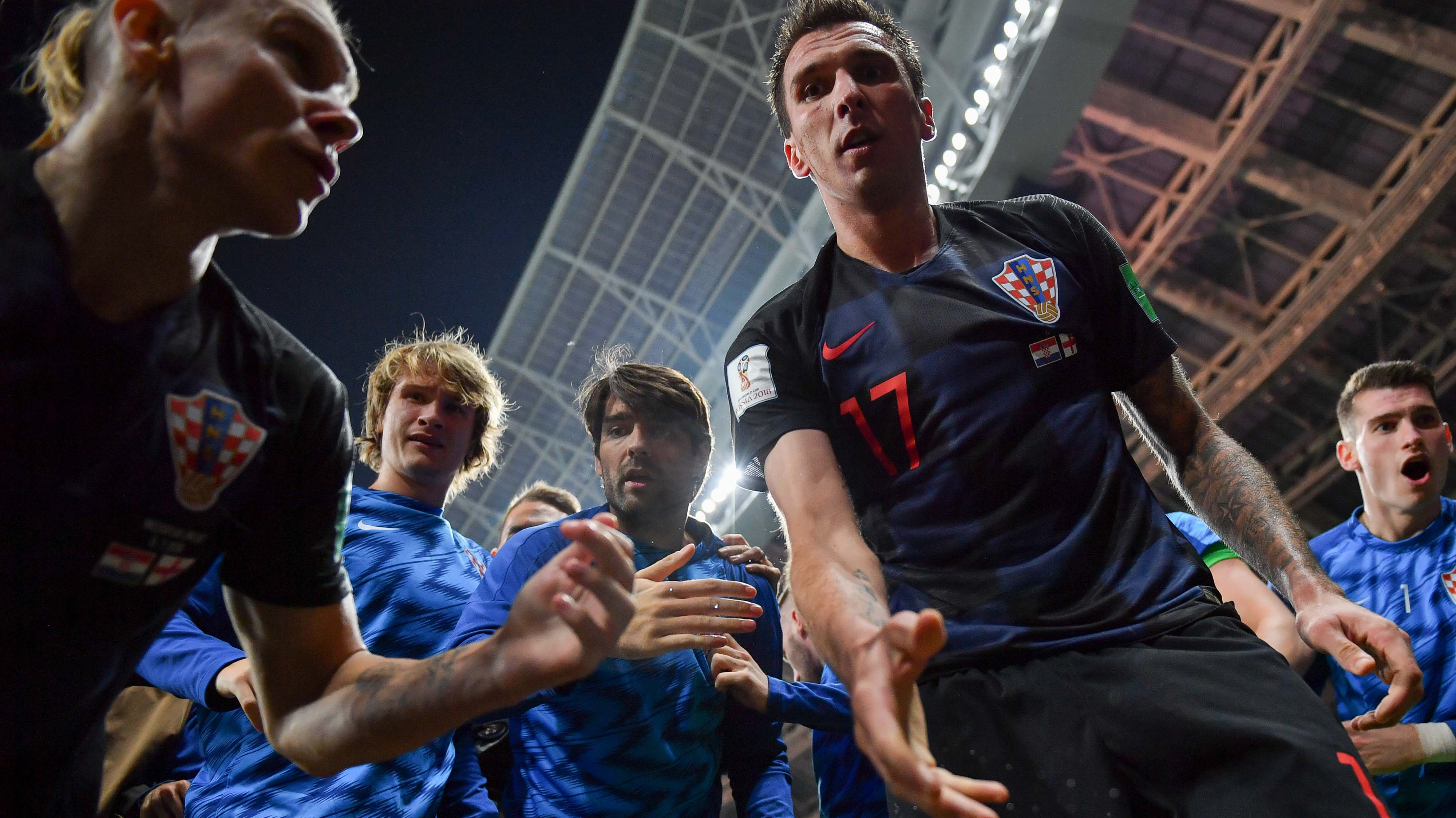 FBL-WC-2018-MATCH62-CRO-ENG