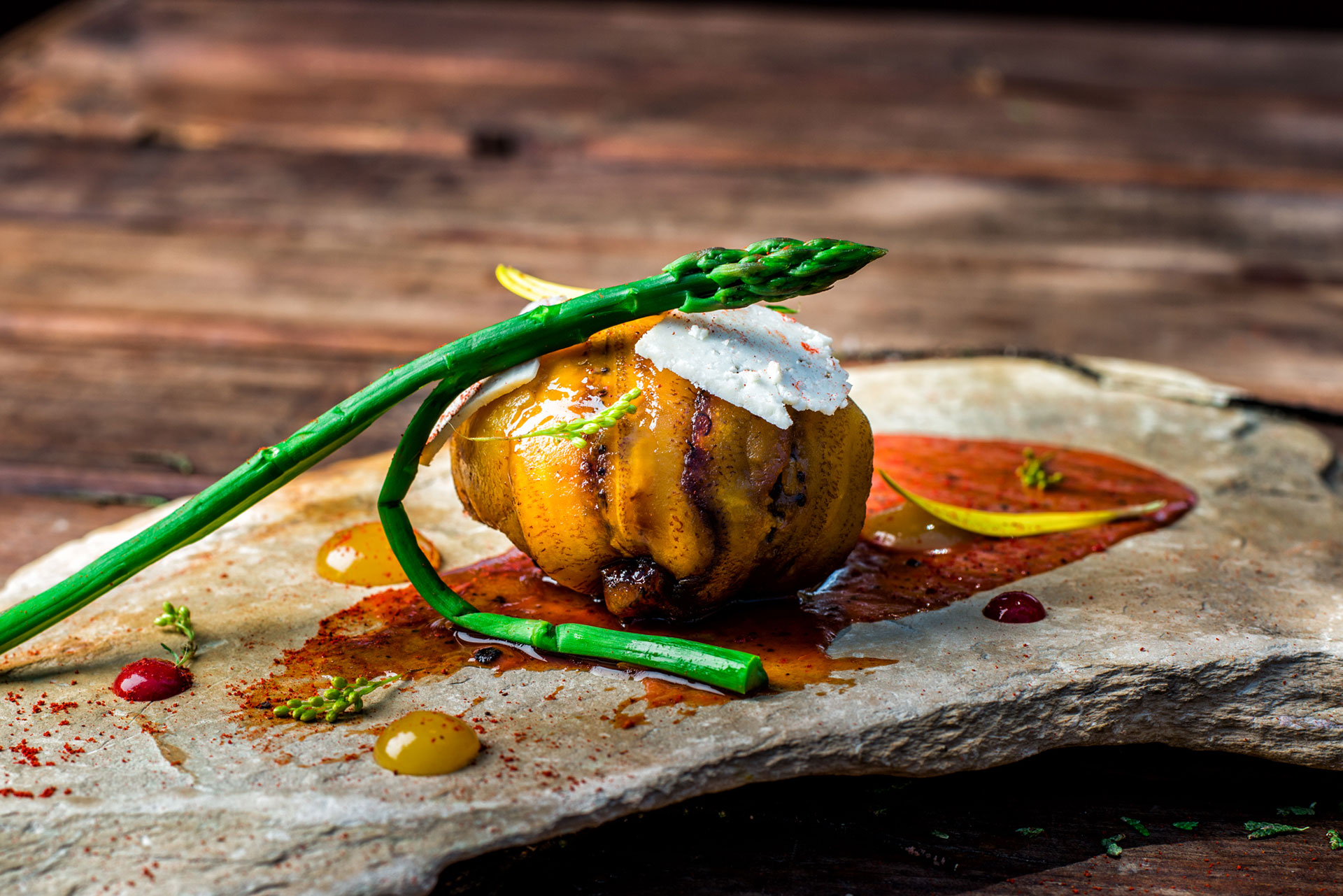 esfera-de-pasterl-de-chucho--el-bosque--bistro--chef-ivan-garcia