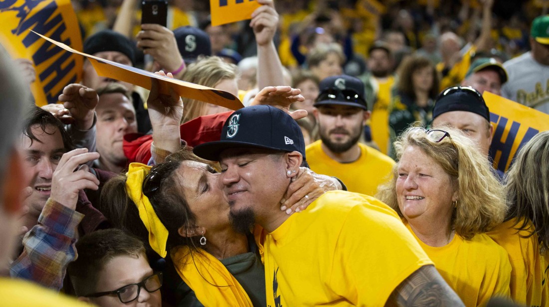 Oakland Athletics v Seattle Mariners