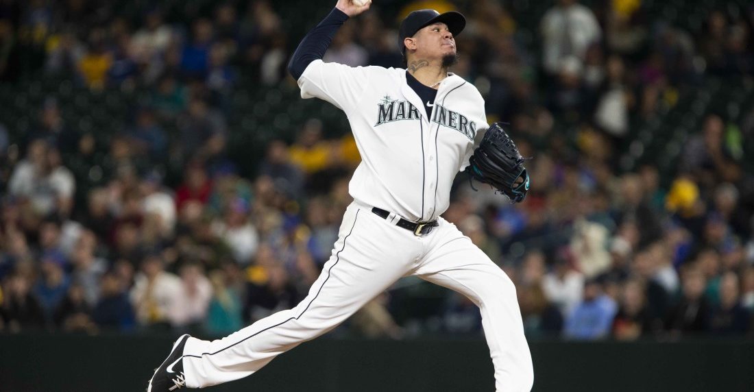 Félix Hernández acuerda con los Bravos de Atlanta