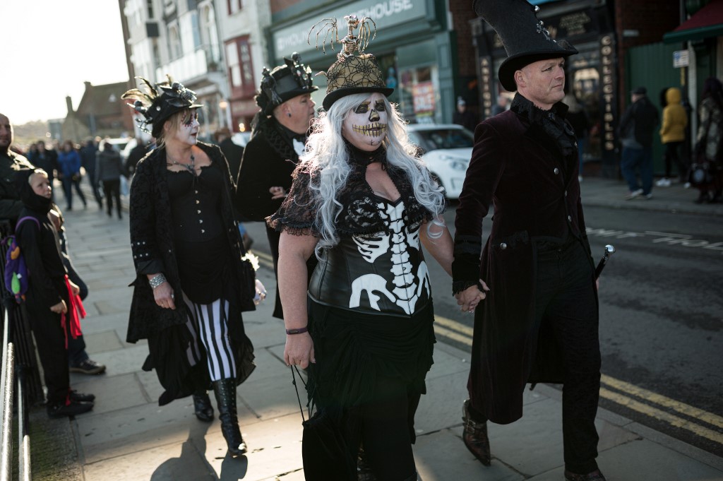 BRITAIN-LIFESTYLE-FESTIVAL-GOTHIC
