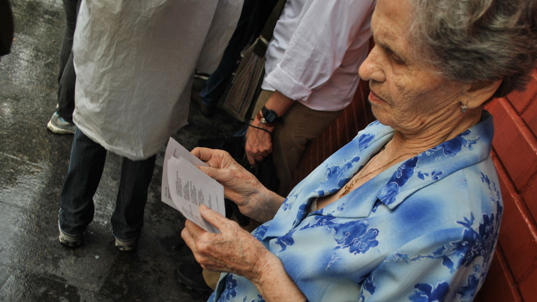 la-gente-dale-letra-2