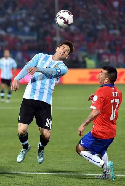 messi-y-el-otro-2216