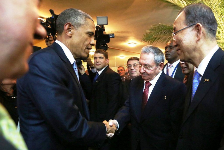 obamamanocastro