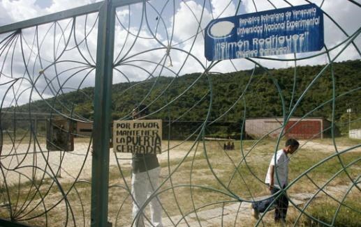 terreno simon rodriguez caricuao