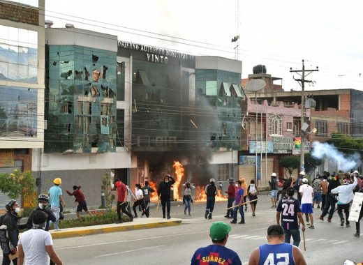 Las protestas continúan en Bolivia mientras que la OEA continúa la auditoría que determinara si hubo fraude en las elecciones de octubre