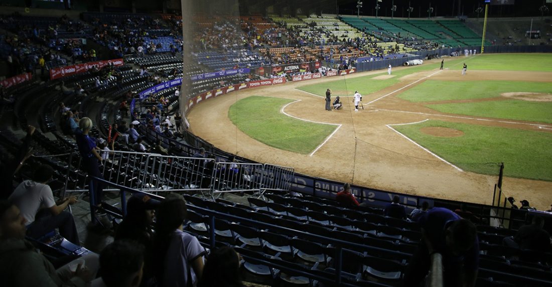 La crisis no interrumpirá al béisbol venezolano