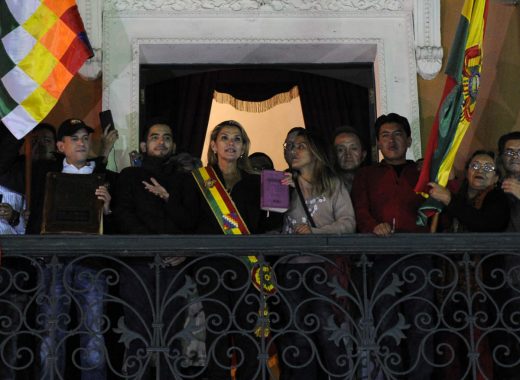 Jeanine Áñez, presidenta interina de Bolivia. Foto: Jorge Bernal / AFP