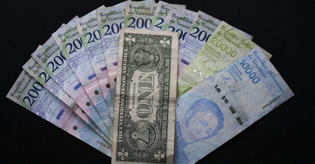 Inflación se desacelera en febrero y cierra en 22,4%