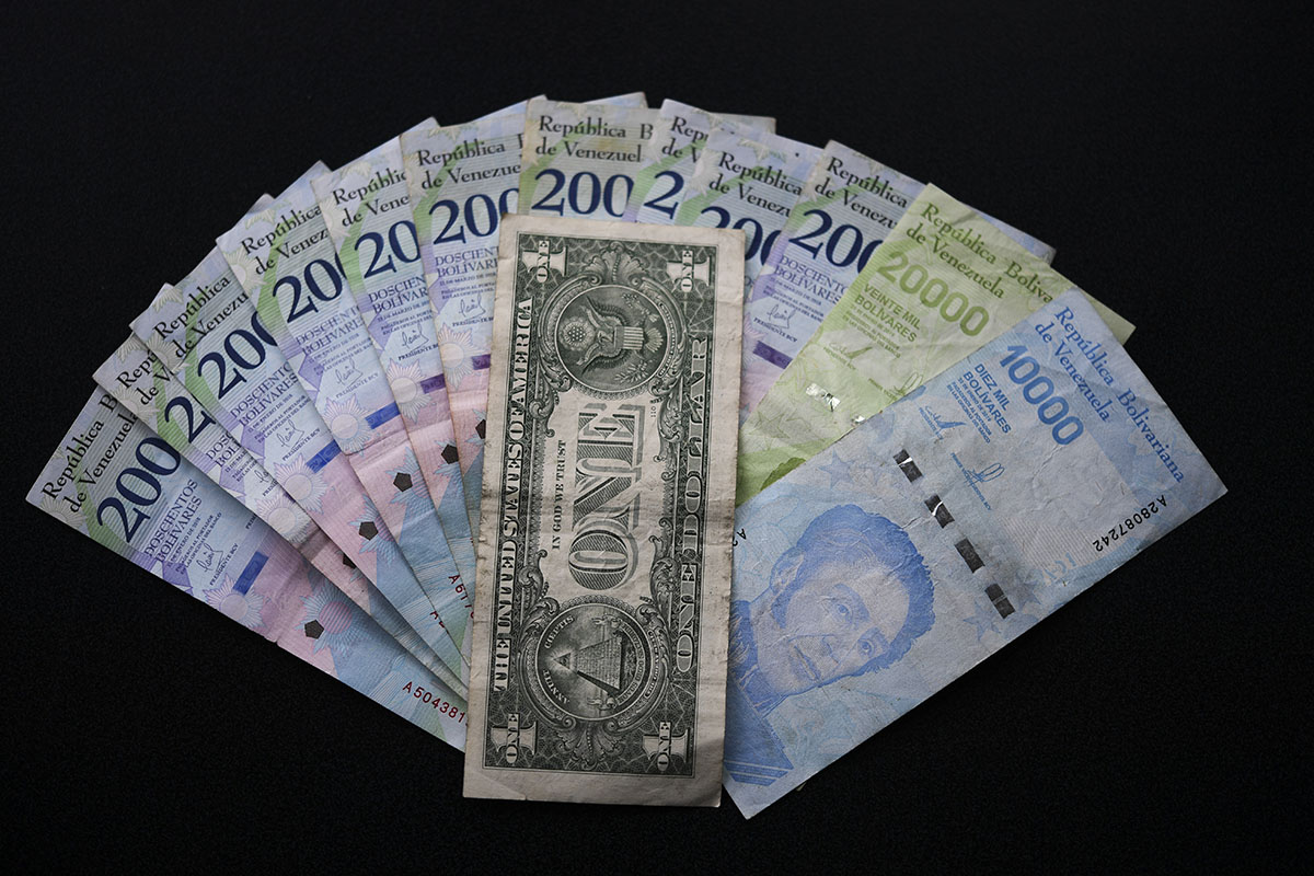 Inflación se desacelera en febrero y cierra en 22,4%