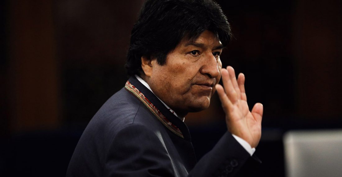 Bolivia entró el lunes en un vacío de poder e incertidumbre política tras la renuncia del presidente, Evo Morales