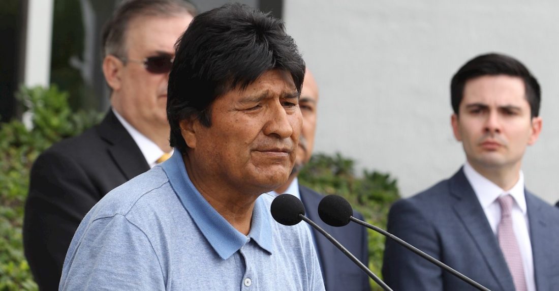 Evo Morales llega a México tras recibir asilo político