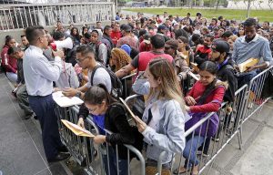 San Cristobal Son venezolanos que cruzaron desde México a territorio estadounidense con cientos de kilómetros a cuestas, muchos incluso tras haber fracasado en su intento de establecerse en otros lugares